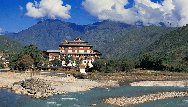 Wbti-bhutan-walking-2